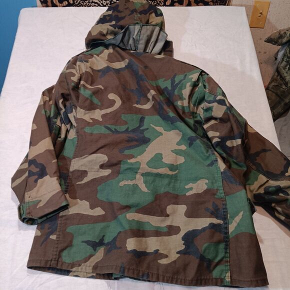 Vintage USGI USA ARMY OG-107 FIELD JACKET WOODLAND CAMO COLD WEATHER COAT - Picture 2 of 7